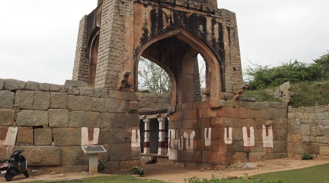 Hammigi Fort, Hammigi, Karnataka, India